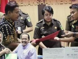 Kejaksaan Negeri Surabaya, saat menyerahkan aset ke PT PWU Jatim salah satu BUMD pemprov Jatim.