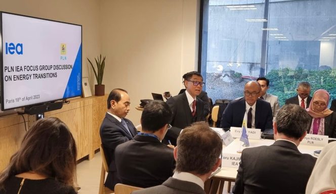 
					Diskusi Intensif dengan International Energy Agency, Dirut PLN Paparkan Strategi Wujudkan Transisi Energi di Indonesia