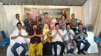 Kapolsek Puger AKP. Eko Basuki Teguh Argowibowo SH. didampingi Ny. Faiqo Ketua Rangting Bhayangkari Polsek Puger, foto bersama Lintas Sektoral Kecamatan Puger