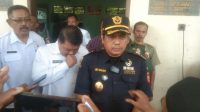 Kepala kantor Bea cukai Jember Asep Munandar dan Plt Kasat Pol PP Kabupaten Jember