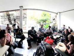 Suasana Rakor DPD SWI Kota Depok di Jalan Balinjo, Beji, Kota Depok, Sabtu (13/5/2023) siang. (foto:SWI Depok)
