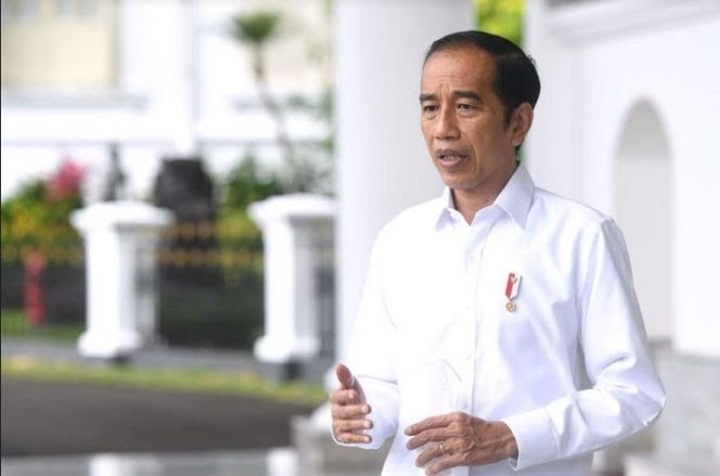 
					Presiden Undang Enam Ketum Parpol di Istana Merdeka