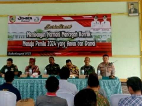 Bakisbangpol Kabupaten jember bersama Muspika Kecamatan Puger gelar Sosialisasi