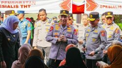 Kapolri Jenderal Listiyo Sigit Prabowo bersama Gubenur Jawa timur Khofifah Indar Parawansa,hadiri bakti sosial kesehatan dan kegiatan merupakan serangkaiyan dari hari Bayangkara ke 77