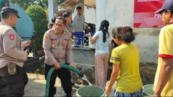 jumat Curhat Polres Jember Salurkan Bantuan Air Bersih untuk Warga