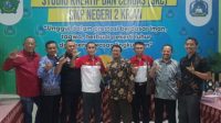 Tim investigasi LBH LSM LIRA Sidoarjo, saat konfirmasi terkait adanya dugaan penyalahgunaan dana Bos di SMPN 2 Krian, Sidoarjo (24/8)