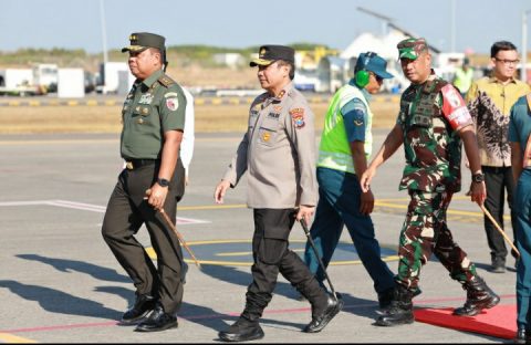 Menyambut kunjungan kerja wakil presiden KH.Ma'Aruf Amin dan rombongan Kepolisian Daera Jawa Timur bersenergi dengan jajaran Kodam V Brawijaya melakukan pengamanan VVIP