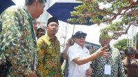 Menteri Koperasi dan UKM Teten Masduki bersama Bupati Sidoarjo Gus Mudhlor, saat membuka Munas PPBI di Gedung MPP Sidoarjo, Sabtu (4/11/2023)