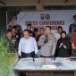 Bupati Jember bersama Kapolres Jember saat menggelar press Confreence