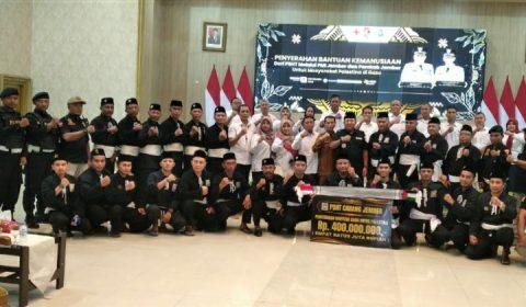 Perguruan PSHT dari ranting kabupaten Jember