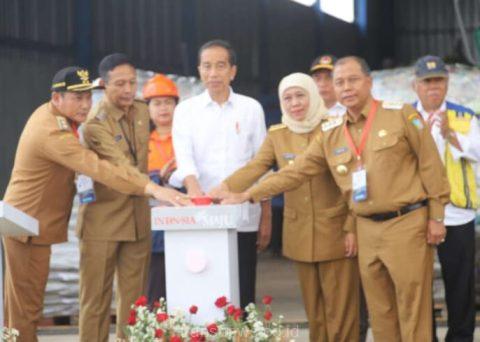 Presiden Jokowi Meresmikan TPA Banjardowo Jombang