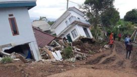 Ilustrasi. Dampak gempa bumi.