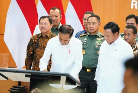 Panglima TNI Dampingi Presiden RI Resmikan RSPPN