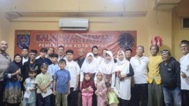 Balai Wartawan (Balwan) Kota Depok menggelar acara Berbagi Kasih Ramadhan 2024 melalui santunan anak yatim piatu di Gd. Baleka, Kota Depok, Jumat sore (22/03/2024). foto: DiM
