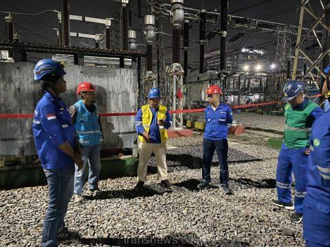 
					Siaga Idul Fitri, PLN UIT JBB Gerak Cepat Atasi Anomali di GI Kemayoran