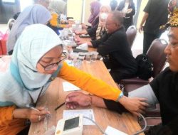 Proses Skrining kepada para tamu undangan Dialog Publik SWI Depok