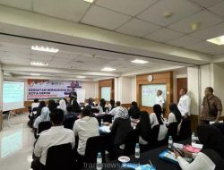 Kepala DKUM Muhamad Thamrin beserta jajarannya.(dok.Diskominfo)