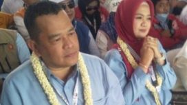 Paslon Ajam-Gina (Acep Jamhuri (Ajam) dan Gina Fadlia Suwara)