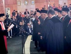 Prosesi pengucapan sumpah/janji dipimpin Ketua PN Depok