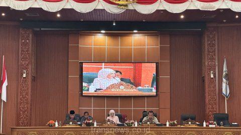 
					Paripurna DPRD Kota Depok Bahas Enam Rancangan Raperda