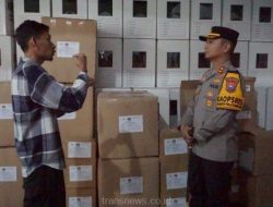 Kapolres Mojokerto Kota Tinjau Gudang Logistik KPU