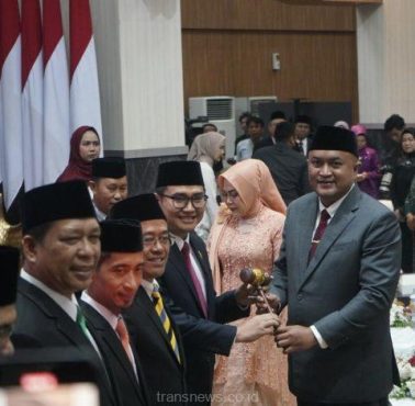 
					Ketua DPRD Bogor Sastra Winara Dapat Pesan Khusus dari Presiden
