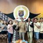 SWI Kota Depok foto bersama Ketua DPRD Kota Depok Ade Supriyatna
