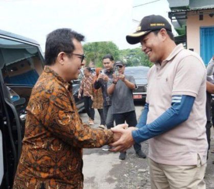 
					Wamen Komdigi RI Nezar Patria Kunjungi Desa Digital Tambak Kalisogo 