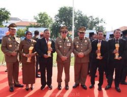 Plt. Bupati Sidoarjo Terima Penghargaan Sebagai Pembina K3 Terbaik Jatim
