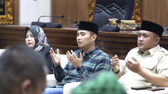 
					Ketua DPRD Bogor Sastra Winara Ajak Perbanyak Ibadah di 10 Hari Terakhir Ramadhan
