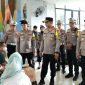 Kapolres Metro Depok Kombes Abdul Waras mengecek Pos Pengamanan (Pospam) dan Pos Pelayanan (Posyan) dalam mengantisipasi arus balik lebaran 2025. (dok.Polres Metro Depok)