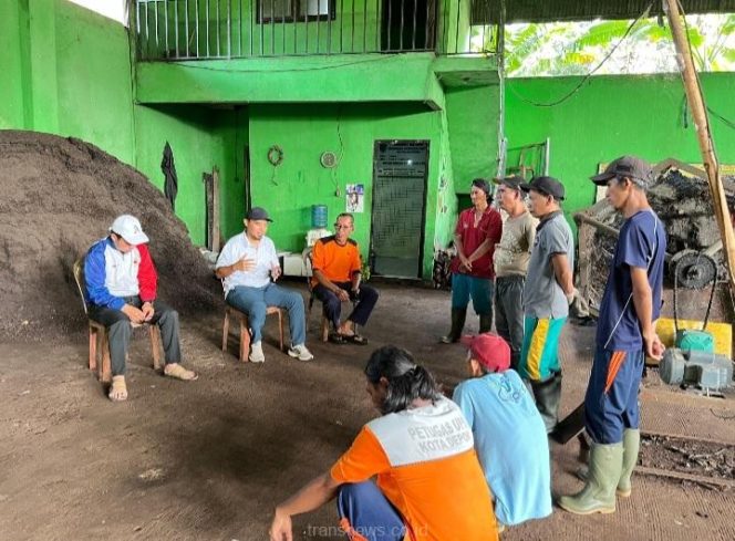 
					Ade Firmansyah Soroti Minimnya Armada Pengangkut Sampah