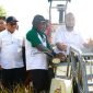 Petani di Desa Sumberejo, Kecamatan Ambulu, Kabupaten Jember, menggelar panen raya padi yang diwarnai kolaborasi strategis antara Perum BULOG dan PT Pupuk Indonesia Regional 3 Jawa Timur