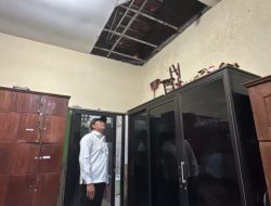 Respon Kerusakan Atap Kelas, Bupati Subandi Sidak SMPN 3 Porong
