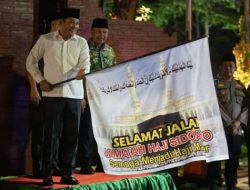 Bupati Sidoarjo Lepas Jamaah Haji Kloter 93, yang Terakhir dari Pendopo
