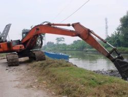 Minimalisasi Banjir, Bupati Sidoarjo Susur Sungai Mbah Gepuk