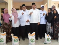 Bupati dan Wabup Kompak Monitor Penyaluran Bantuan Pangan di Sidoarjo