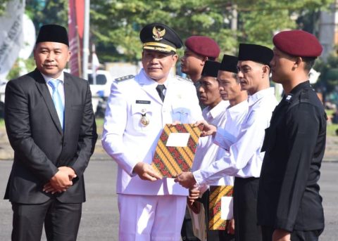 Peringatan HUT RI Ke-80, Pemkab Sidoarjo Berikan Remisi dan Bantuan pada Napiter