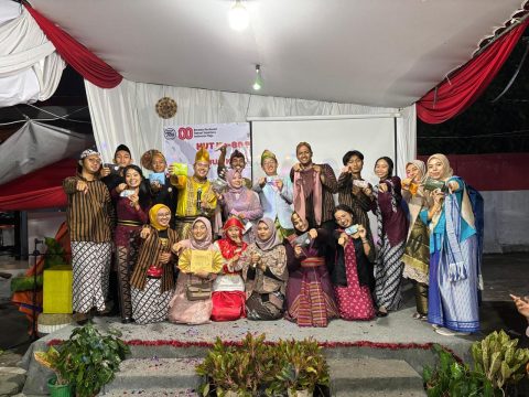 Warga TOA Cikaret Meriahkan HUT RI ke-80 dan 25 Tahun Komplek dengan Semangat Kebersamaan