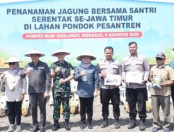 Dukung Swasembada Pangan Nasional 2025, Bupati Bersama Kapolresta Sidoarjo Tanam Jagung Bersama Santri