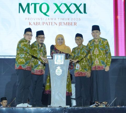 Gubernur Jatim Khofifah Membuka Musabaqah Tilawatil Qur’an (MTQ) XXXI Tingkat Provinsi Jawa Timur di Stadion JSG
