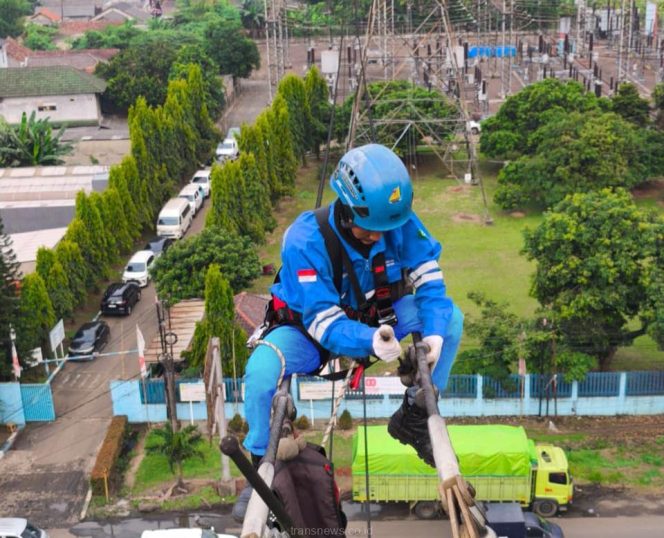 
					Perbaikan Konduktor SUTT 150 kV Cikupa – Suvarna, Wujud Komitmen PLN Menjelang Hari Pelanggan Nasional