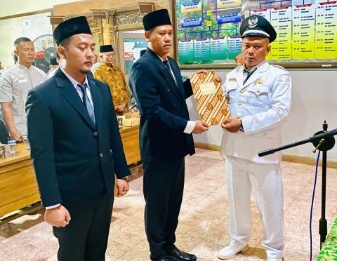 Pelantikan dan Pengambilan Sumpah Perangkat Desa Mindahan