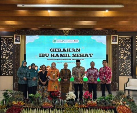 Ketua TP PKK Sidoarjo Ajak Tingkatkan Kualitas Kesehatan Ibu dan Anak 