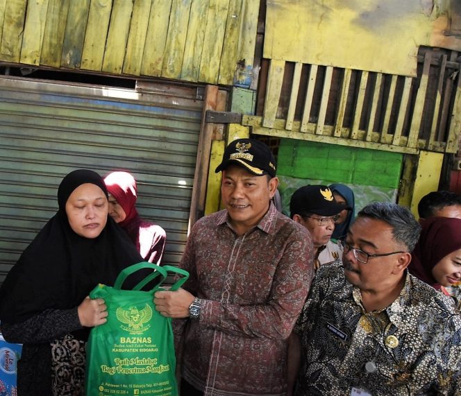 
					Bupati Sidoarjo Tawarkan Tempat Tinggal Layak untuk Mujiana