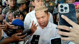 Dedi Mulyadi Gubernur Jawa Barat, saat mengunjungi Balai Kota Depok (21/10/2025)