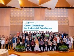 Dokumentasi Foto bersama seluruh peserta kegiatan GGINP yang terdiri dari pelaku industri, pemerintah serta akademisi