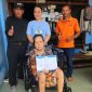 Warga Sukmajaya Depok Dapat Bantuan Kursi Roda dari YGP