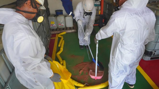 
					Cegah Dampak Lingkungan, PLN UIT JBB Siap Hadapi Potensi Ceceran Limbah Berbahaya