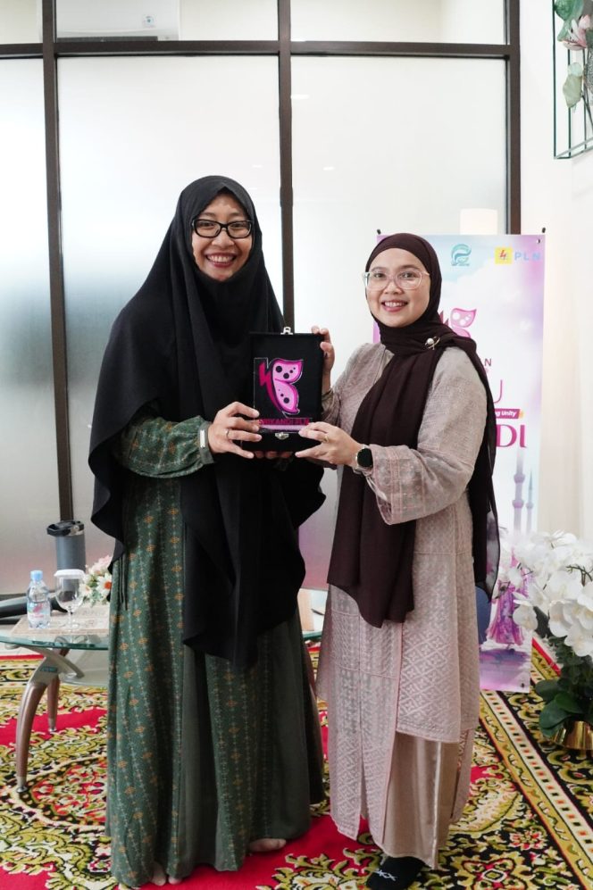 
					Gelar Pengajian, Srikandi UIT JBB Tingkatkan Kesehatan Mental dan Spiritualitas Pegawai